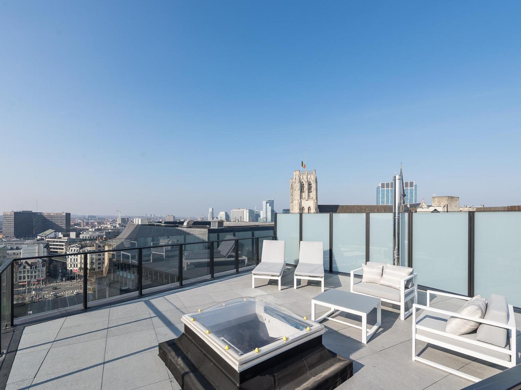 Triplex Penthouse In The City Center Brussel Buitenkant foto
